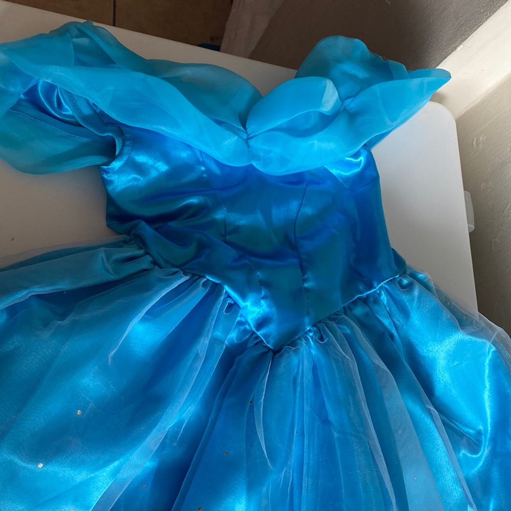 Cinderella dress blue  size 4/5